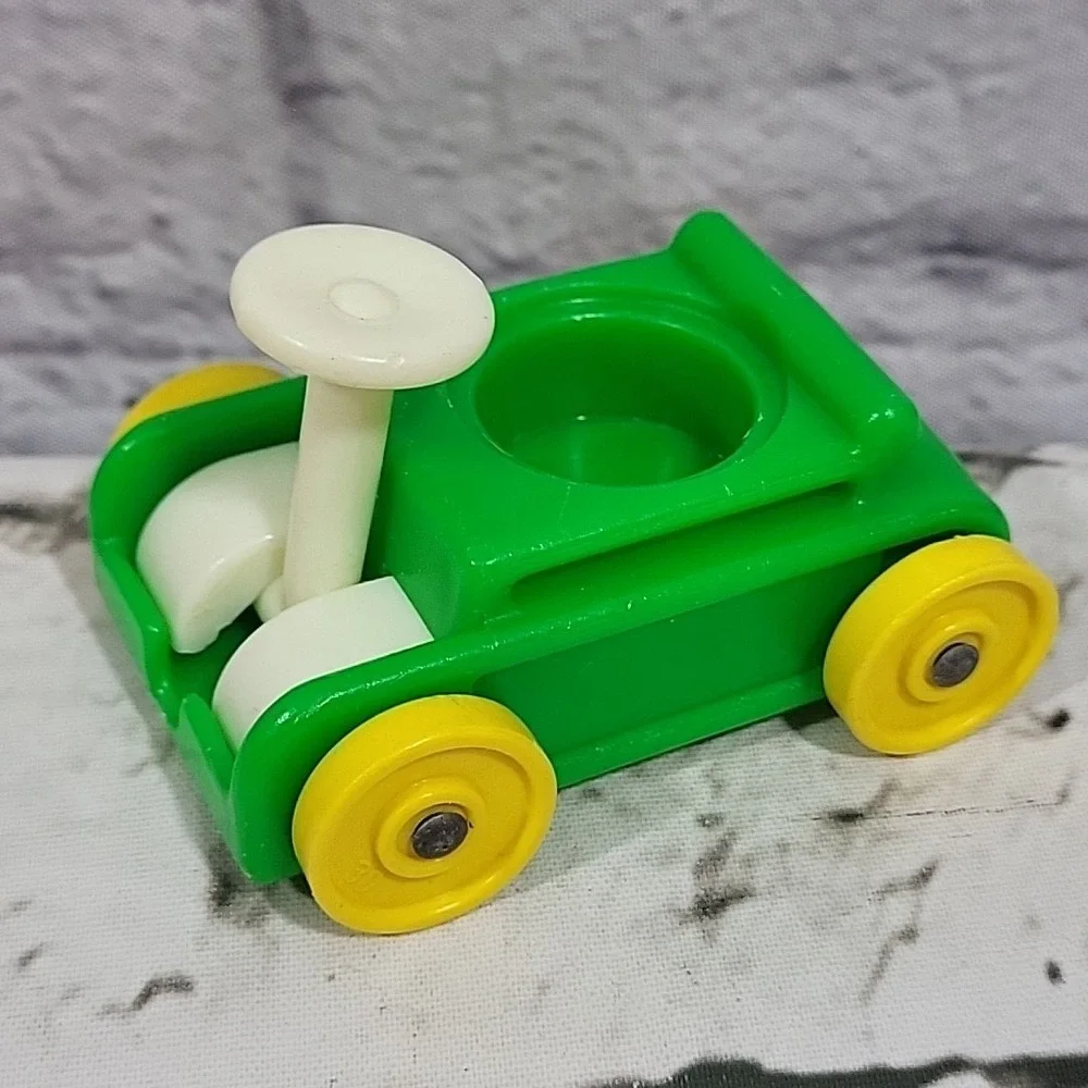 Vintage Fisher-Price Little People Figures Kids W/ Ride On Toys Train‎ Plane Car